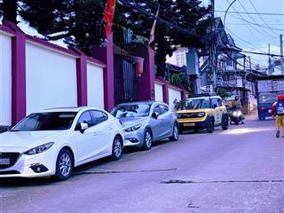Bán villa sân vườn đẹp đà lạt, 7pn, 2 mặt tiền, view thoáng, đẹp. trung tâm phường 6