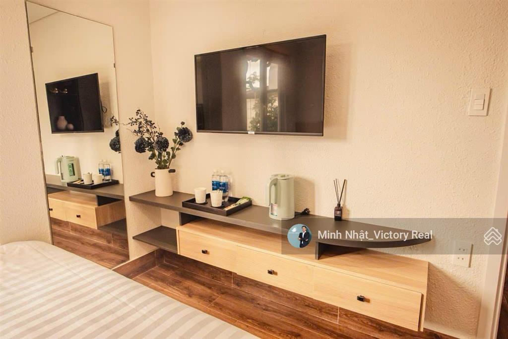Ngộp lắm rồi, bán nhanh villa mặt tiền, 360m2, 20 phòng kd, trung tâm đà lạt
