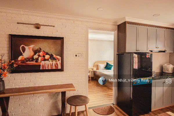Ngộp lắm rồi, bán nhanh villa mặt tiền, 360m2, 20 phòng kd, trung tâm đà lạt