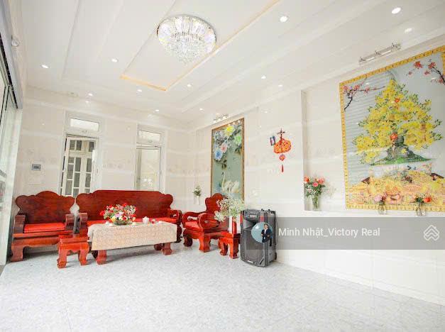 Bán villa sân vườn đà lạt 270m2 với giá 16 tỷ, đầy đủ tiện ích tại trung tâm đà lạt