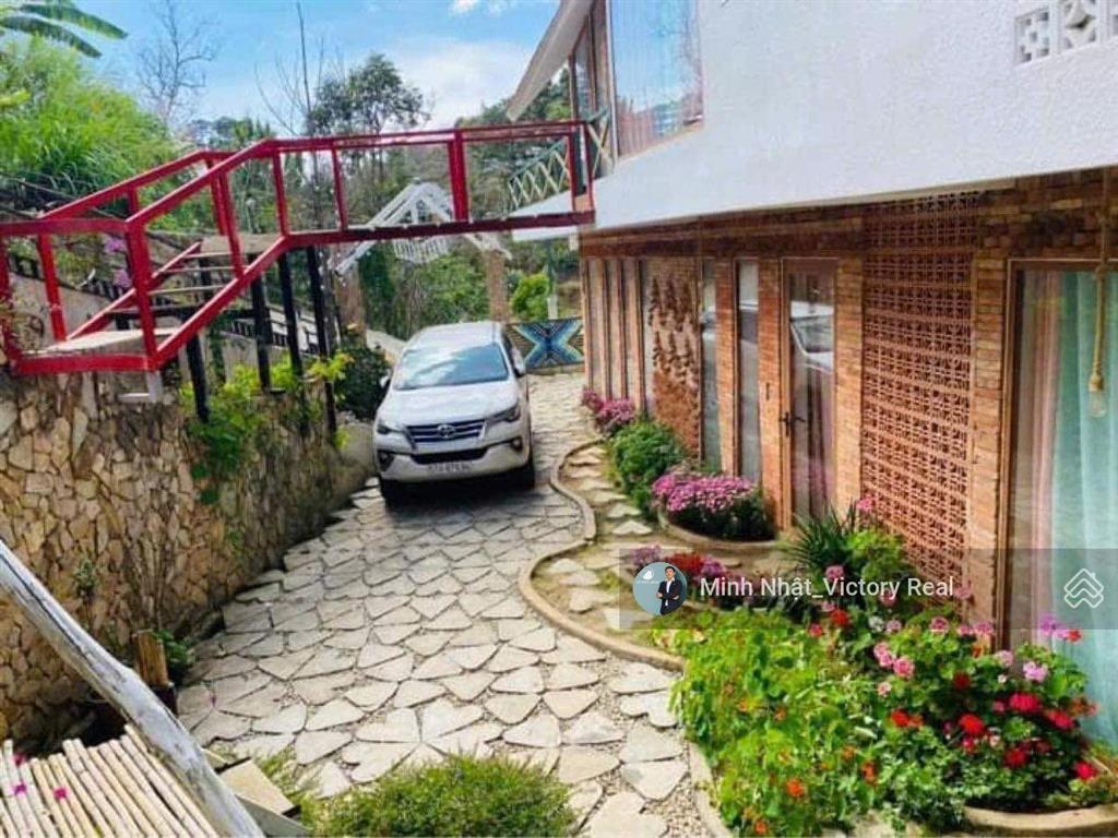 Bán villa đà lạt có dòng tiền gần 500m2, 18 phòng, có dòng tiền, đường hoàng hoa thám