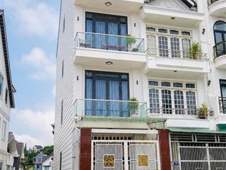 Bán khách sạn 3 mặt tiền đã hoàn công, 9 phòng kd, mặt tiền tô hiến thành