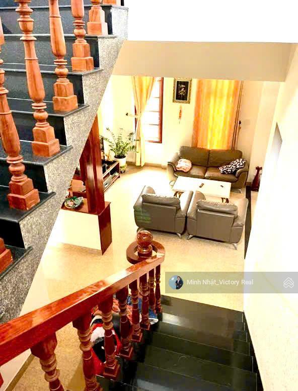 Bán villa sân vườn đà lạt 381m2 mặt tiền chính, đã hoàn công, p. 9, đà lạt