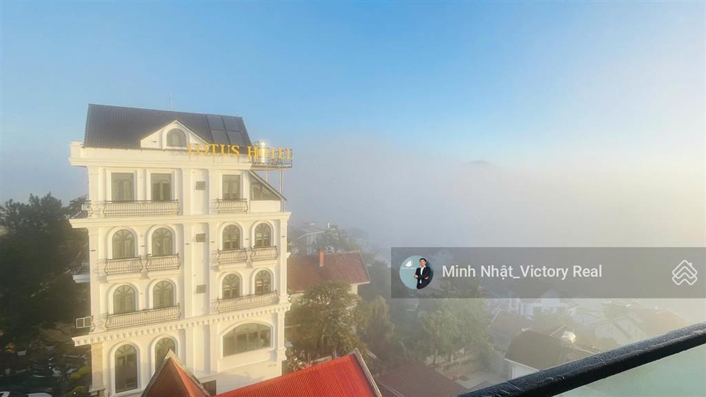 Bán khách sạn đà lạt mới 33 tỷ, view 360 độ, có dòng tiền, 2 mặt tiền đường chính hùng vương