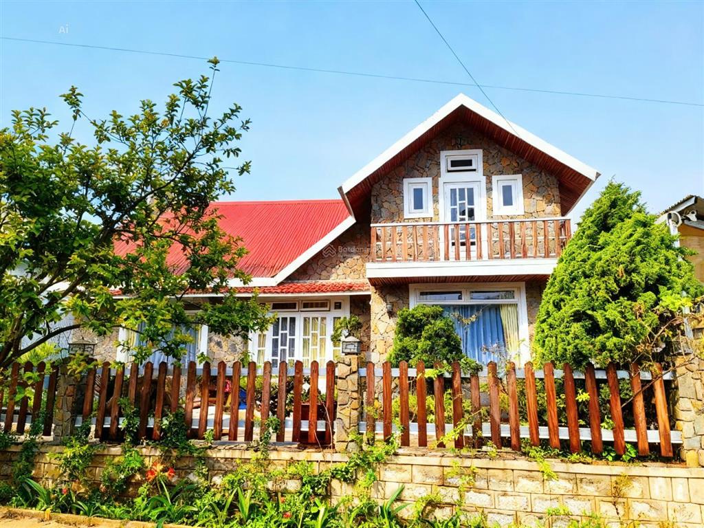 Gấp gấp gấp bán nhanh villa đà lạt mặt tiền 21m giá rẻ