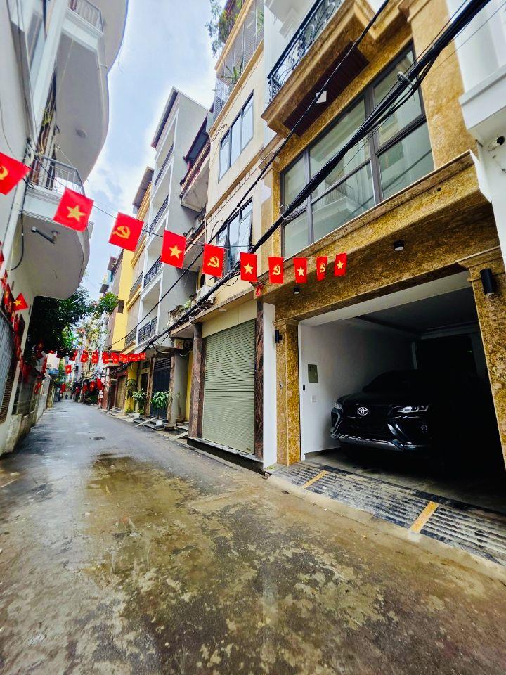Phân Lô Ô tô Tránh Nguyễn Khánh Toàn, Cầu Giấy - 55m x 7T Thang Máy, MT4m, Gara, 26,7 Tỉ