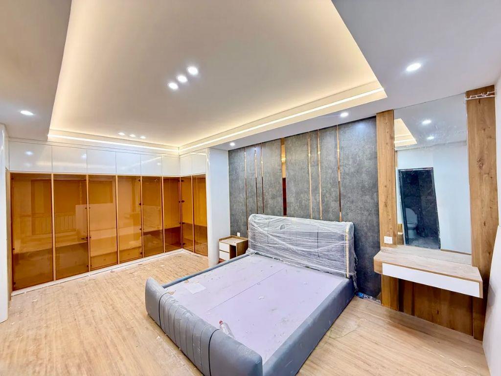 Phân Lô Ô tô Tránh Nguyễn Khánh Toàn, Cầu Giấy - 55m x 7T Thang Máy, MT4m, Gara, 26,7 Tỉ