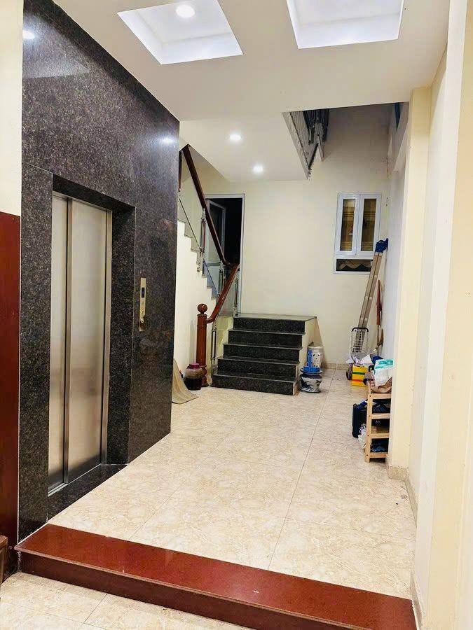 Phân Lô Quân Đội Hoàng Quốc Việt, Cầu Giấy, 110m x 4T Thang Máy, Gara, Ngõ Ô Tô, 33 Tỷ