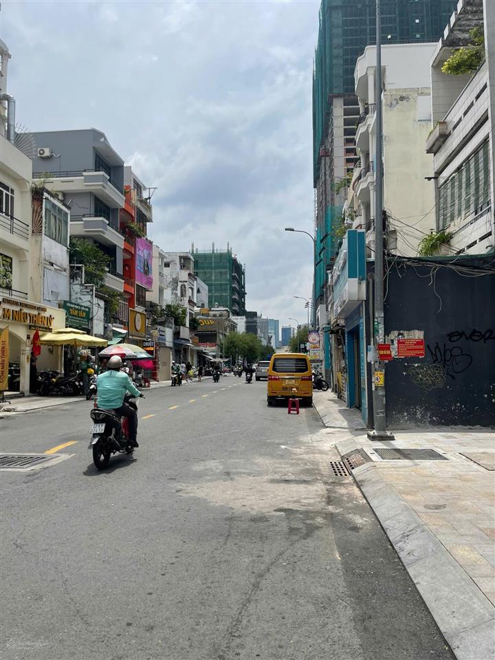 Bán nhà 2 mt cô bâc, q1  dt 4x23m cn 93m2  4 tầng  dts 306m2  hđt 80tr/th  giá 45 tỷ