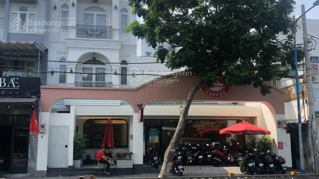 Bán nhà góc 2mt trần não, q2  dt6x32m  2 tầng  hđt 100tr/th  giá 70 tỷ