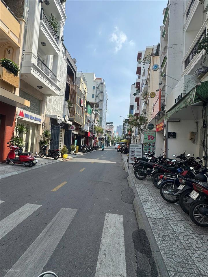 Chính chủ bán nhà hẻm vip 2 mt đường 3/2, quận 10  dt 10x26m  hđt 90tr/th  giá 32 tỷ