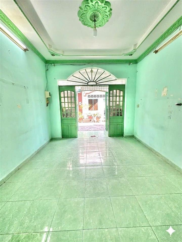 Nguyễn sỹ sách44m2hxhnở hậu5.9 tỷ (tl).