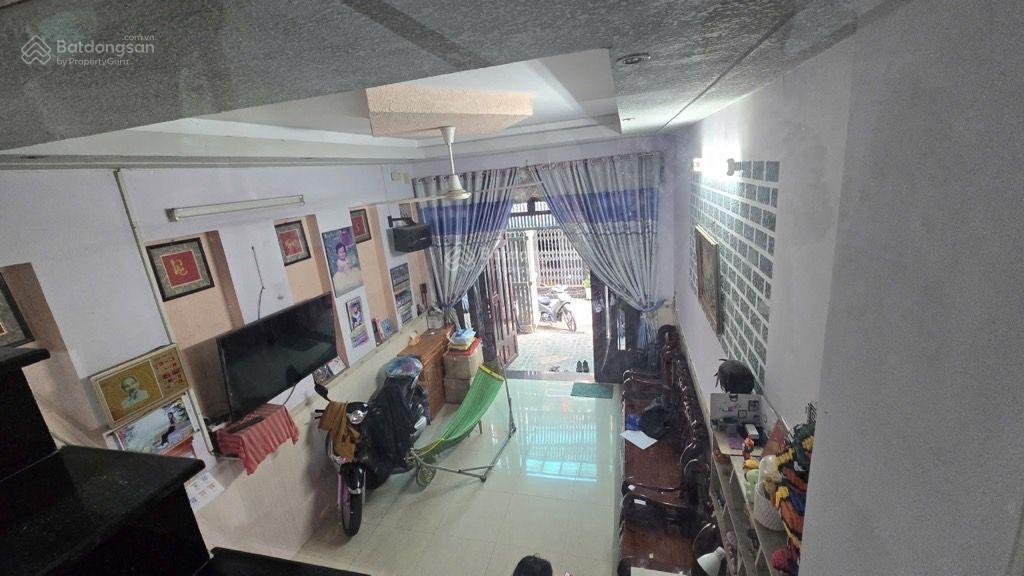 Nhà btct đông hưng thuậnhxh56m25.7 tỷ (tl).