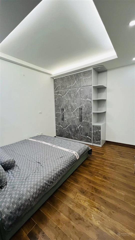 Bán căn hộ toà nhà helios tower 75 tam trinh dt 72m2 số phòng ngủ 2 + 2 vệ sinh ful.nội thất