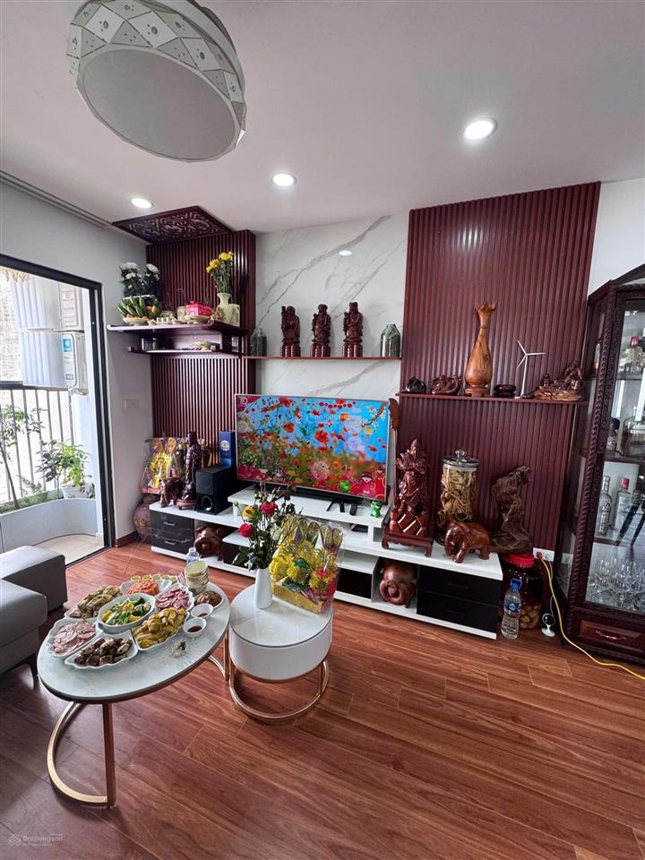Bán căn hộ chung cư tòa a3 chung cư 151 nguyễn đức cảnh dt 70m 2pn,2va full.nội thất  098925003
