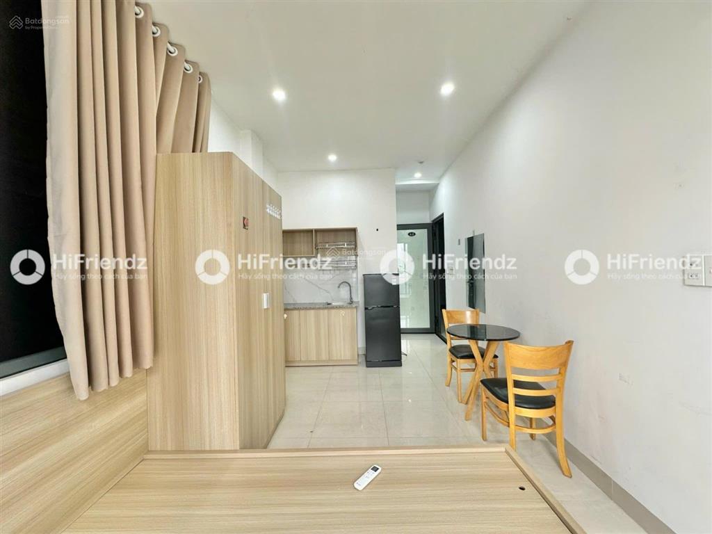 Căn hộ 40m2 ban công full nội thất khánh hội, quận 4 giáp quận 1 gần phố đi bộ nguyễn huệ