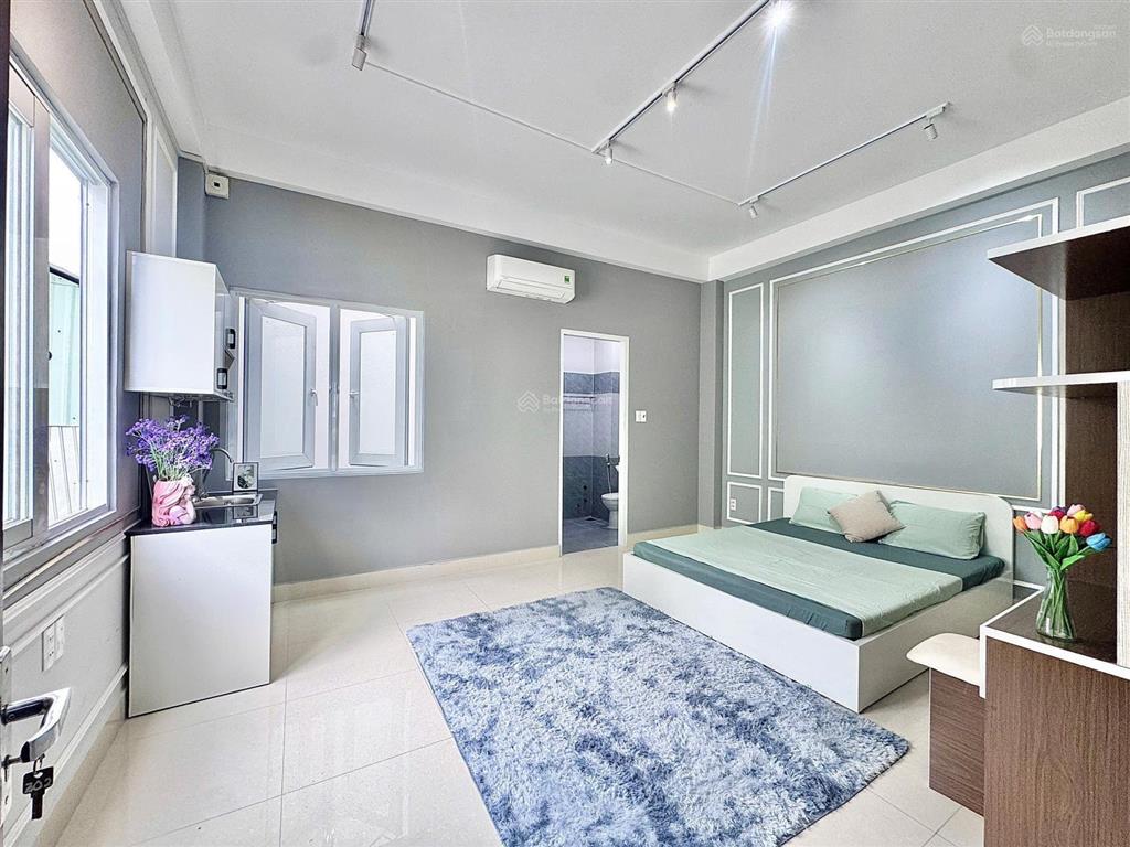 Căn hộ 35m cửa sổ full nội thất trung tâm quận 3 giáp quận 1 gần công viên tao đàn