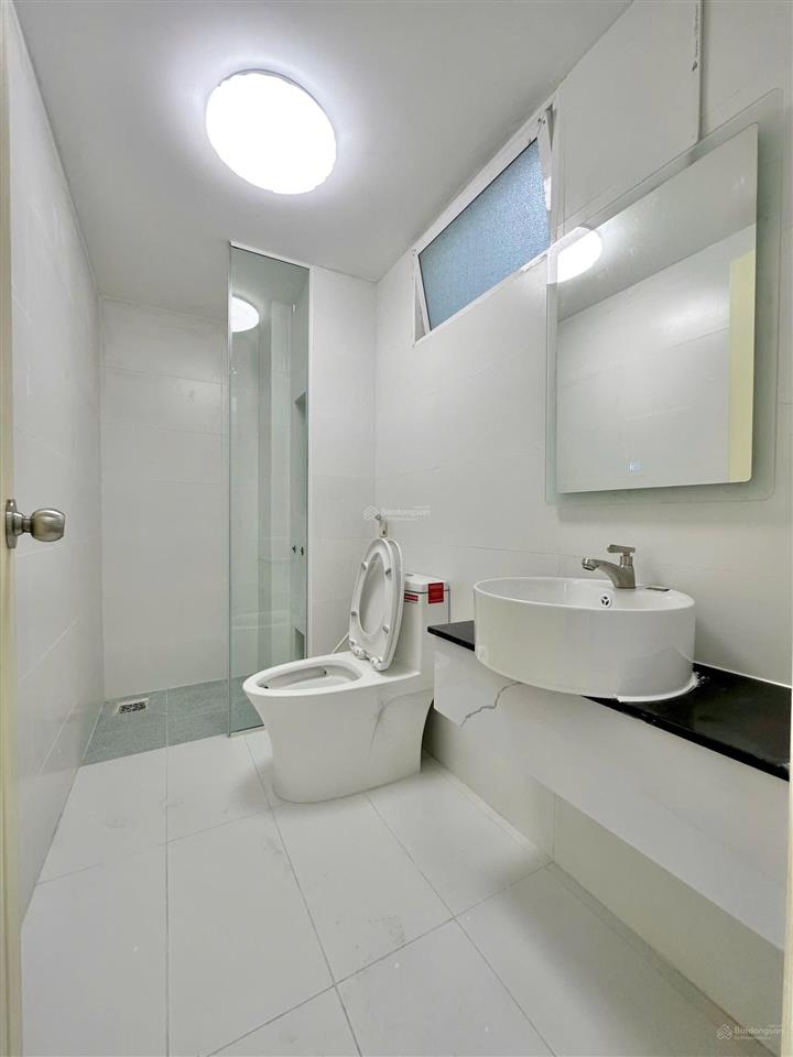 Căn hộ 50m2 ban công full nội thất gần hồ con rùa chợ tân định quận 3 giáp quận 1,10