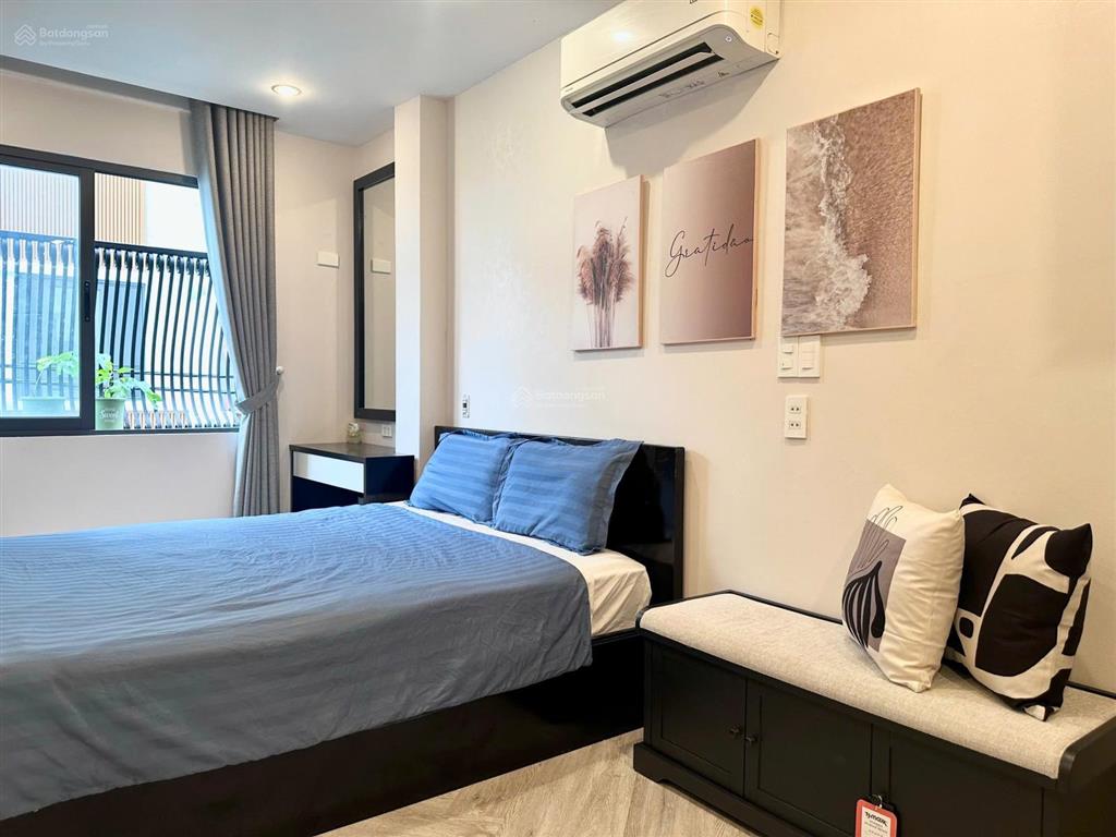 Căn hộ cửa sổ, full nội thất gần phố đi bộ bùi viện & chợ bến thành quận 1 giáp quận 3,10,5