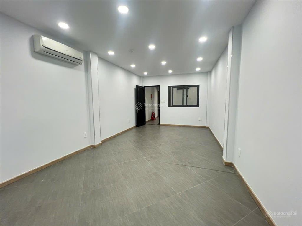 Cho thuê nhà mặt tiền võ văn tần, quận 3  210m²  80 triệu/tháng  có thương lượng