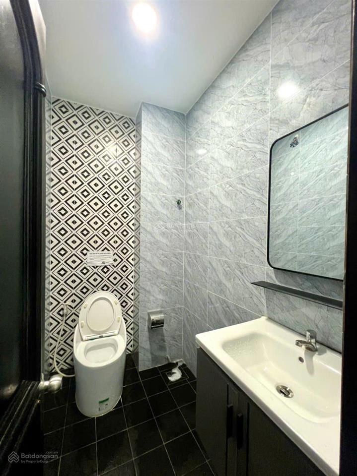Cho thuê nhà mặt tiền võ văn tần, quận 3  210m²  80 triệu/tháng  có thương lượng