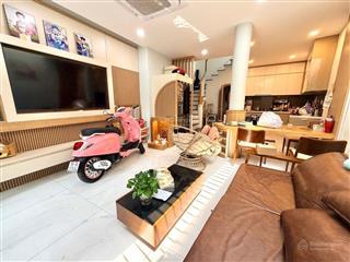 Nhà mới ở ngay  hẻm xe hơi  sát quận 1  mặt tiền phú nhuận  gần phan xích long  3 tầng  53m2