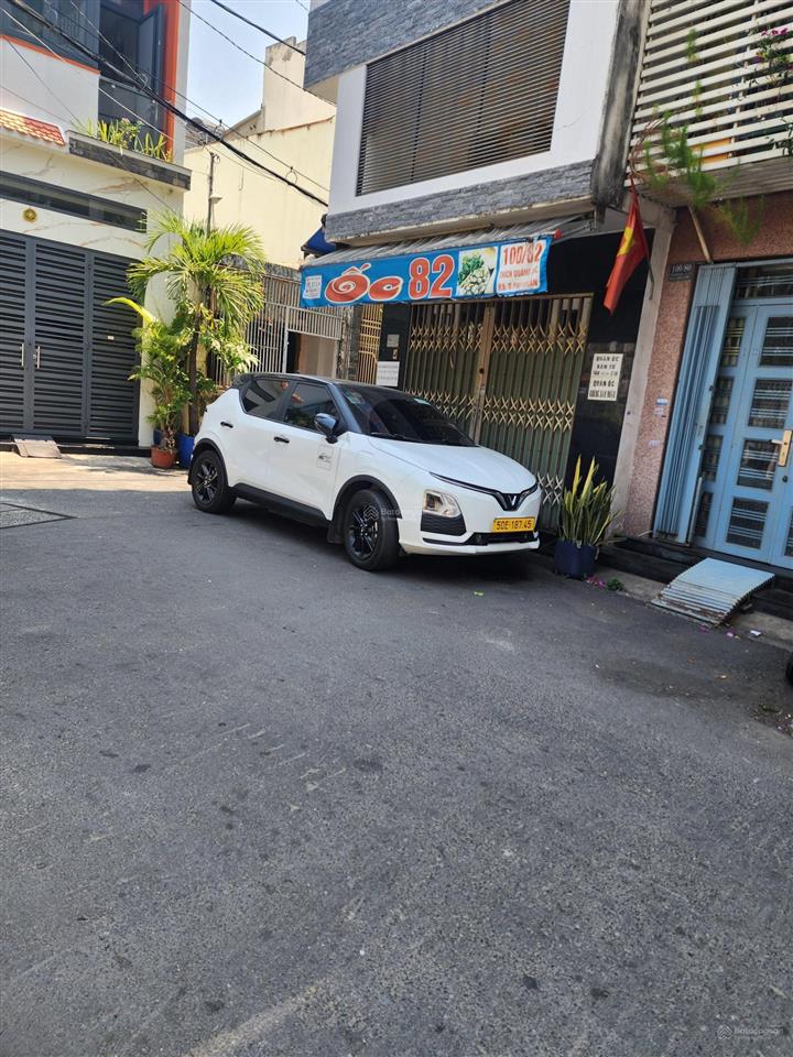 Chỉ 1 căn!!! nhà kẹt bank, hẻm 86 thích quảng đức thông chợ cây quéo, 49m²  3 tầng  chỉ còn 8,4t