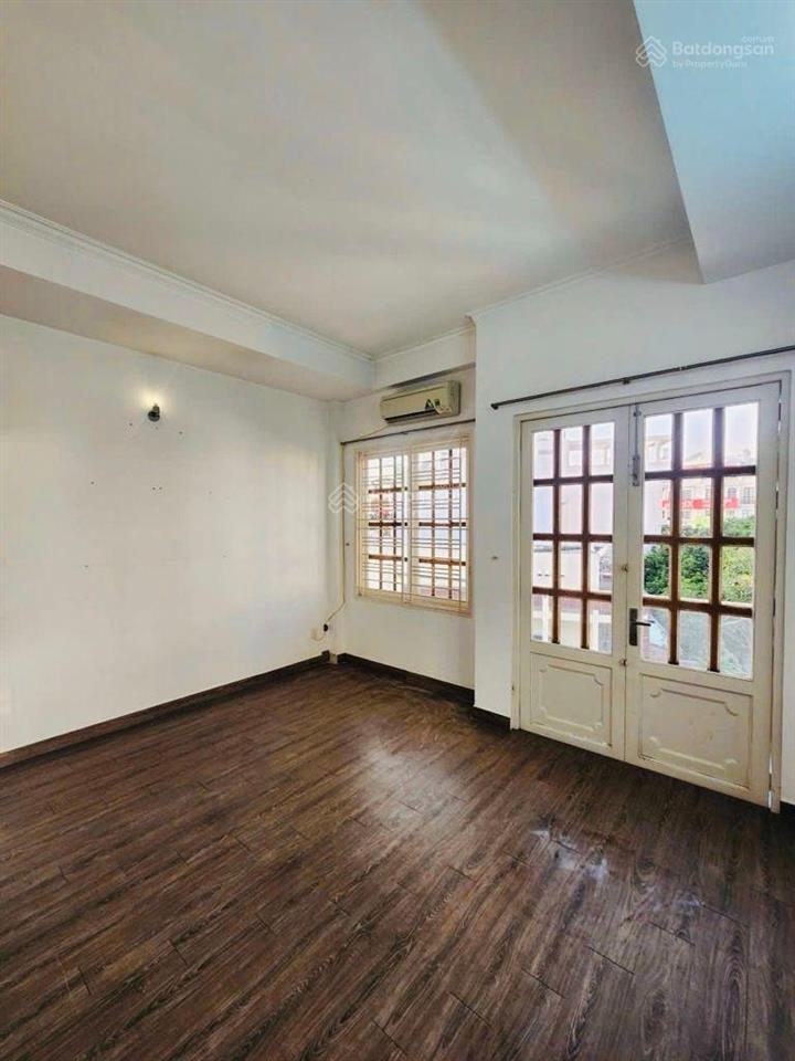 Nhà mới, hẻm xe hơi  sẵn nội thất, 65m2, 4 tầng, 3pn master  phan văn trị cạnh emart  hơn 9,5ty