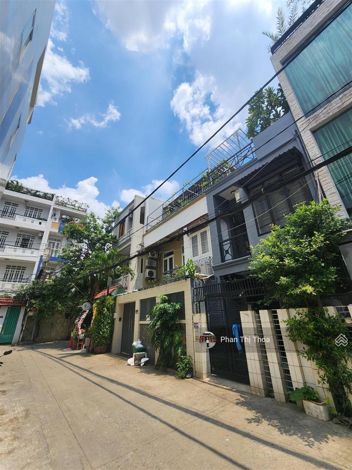 Gấp bán  gần trường, xung quanh chợ tiện ích hẻm xe tải bùi đình túy thông  72m2, 4 tầng  12ty