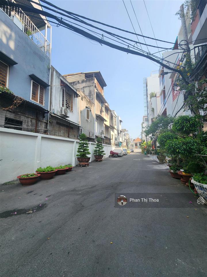 Hẻm xe tải lớn cạnh rạch xuyên tâm  100m2, ngang 5m, vuông a4  nhà tiện xây mới chỉ hơn 120tr/m2
