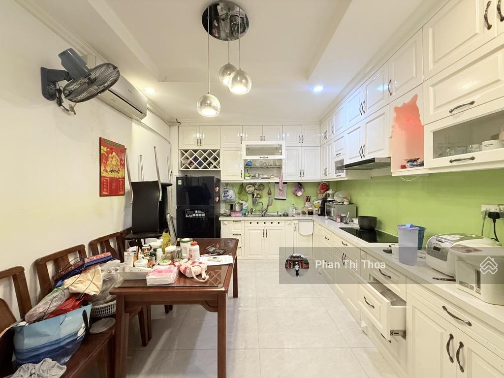 Giảm sâu 2 tỷ chỉ còn 7,99 tỷ, chốt ngay hẻm lớn nhất bùi đình túy  60m2, 4 tầng, hoàn công đủ
