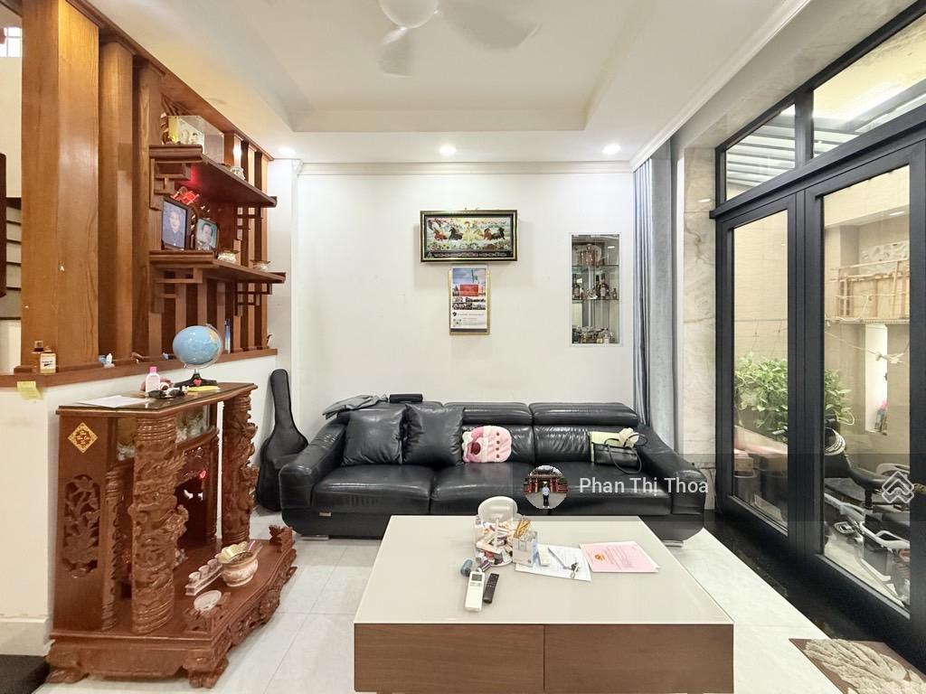 Giảm sâu 2 tỷ chỉ còn 7,99 tỷ, chốt ngay hẻm lớn nhất bùi đình túy  60m2, 4 tầng, hoàn công đủ