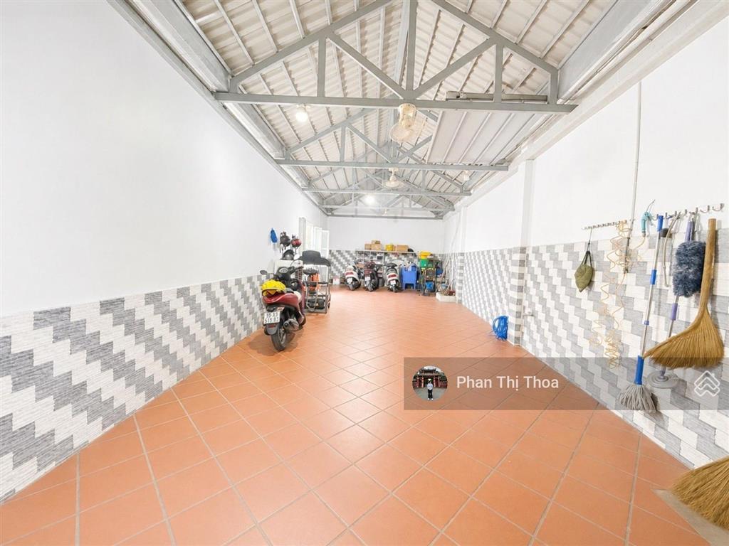 Chủ thiện chí gấp bán lô góc đối diện rạch xuyên tâm  bùi đình túy, 61m²  nở hậu, chỉ với 9,4 tỷ
