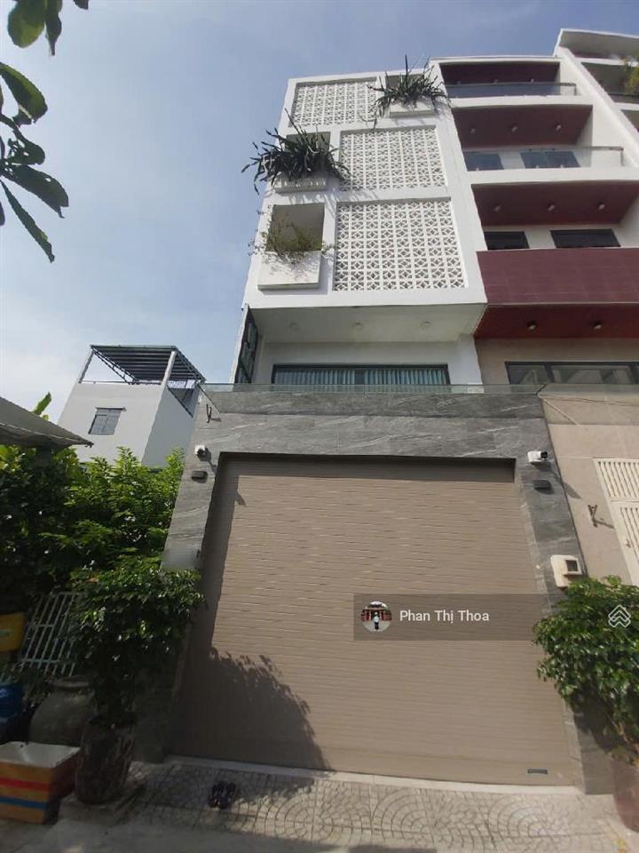 Nhà 2 tầng hẻm oto thông  ngang lớn, gia đình vào ở ngay  giáp rạch xuyên tâm, tương lai tăng giá