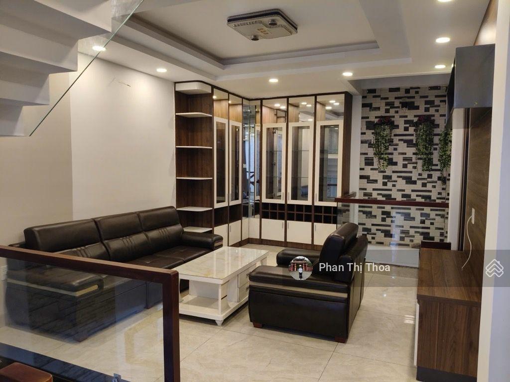 Nhà mới, hoàn công đủ, hẻm xe tải 10m cạnh rạch xuyên tâm  dương quảng hàm  5 tầng  giá tốt