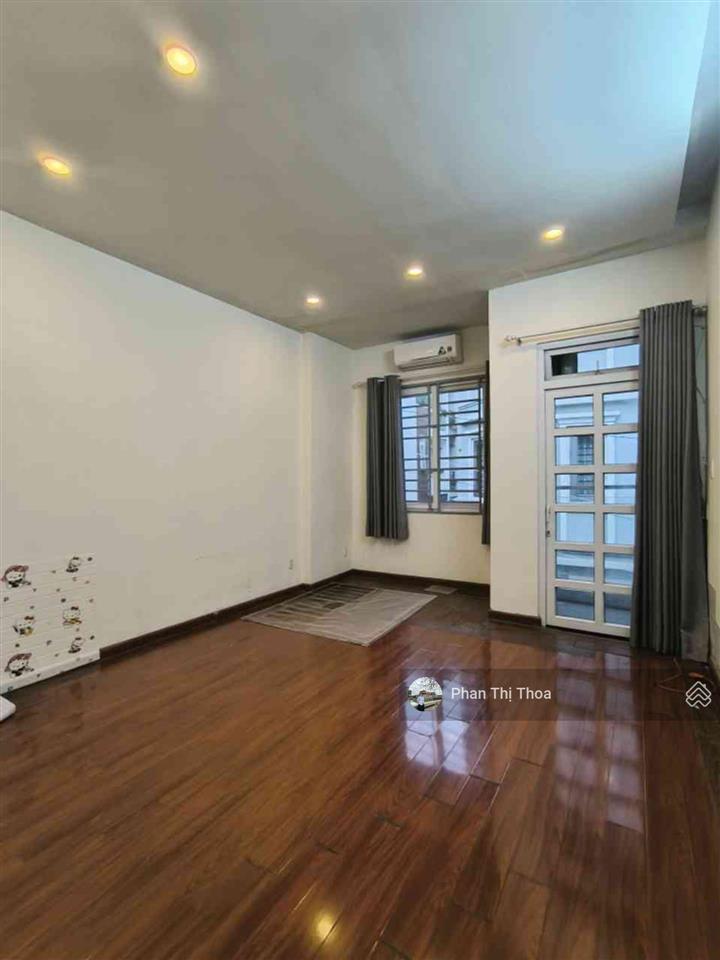 Nhà bán đi định cư ngay rạch xuyên tâm  nguyễn xí mát mẻ, 50m2 nhà đủ công năng ở ngay, 8,89 tỷ