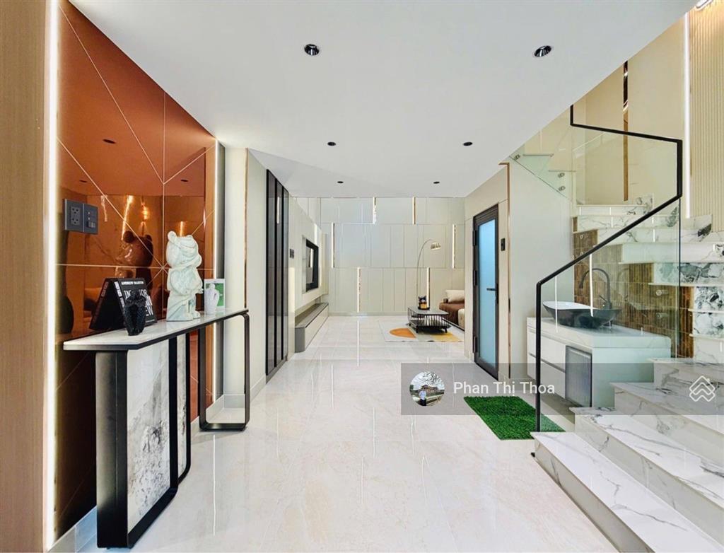 Siêu phẩm nhà mới đầy đủ công năng  dương quảng hàm nối dài  50m2, 5 tầng, hiện đại  9,5ty