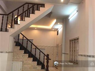 Hiếm bán  chủ thiện chí  võ duy ninh, 5p đi sang quận 1  3 tầng, vuông vức, hoàn công đủ  6,4ty