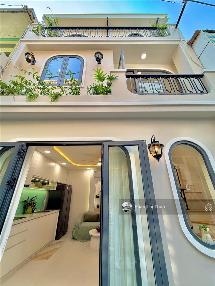 Nhà mới sẵn nội thất, ngay phố ẩm thực vạn kiếp  ngang lớn 4m, tiện kinh doanh  5,7 tỷ