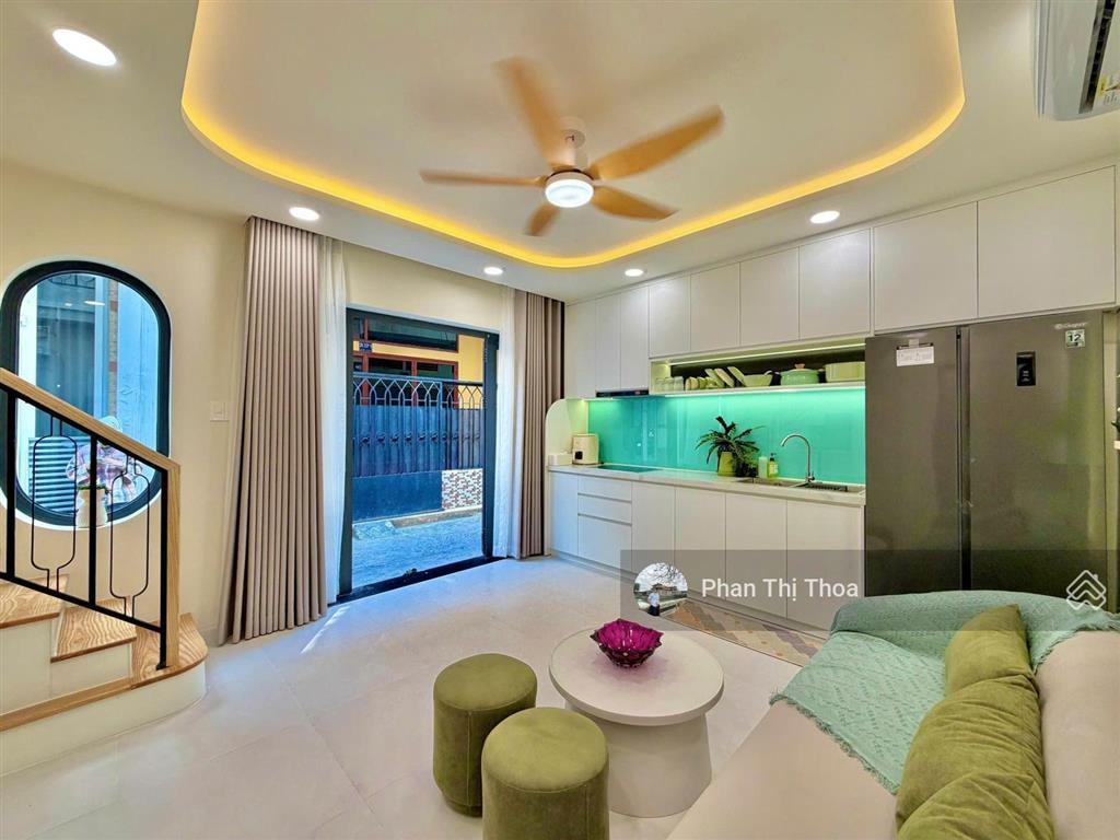 Nhà mới sẵn nội thất, ngay phố ẩm thực vạn kiếp  ngang lớn 4m, tiện kinh doanh  5,7 tỷ