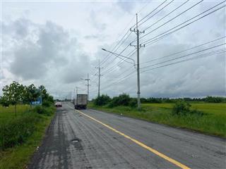 Bán 10000m2 đất mặt tiền tỉnh lộ 872b