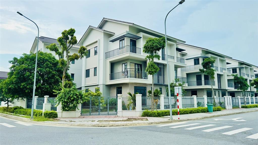 Biệt thự sông centa riverside vsip bắc ninh, 225m2, 18.56 tỷ, ck 10%. mr. tài 0916 867 ***