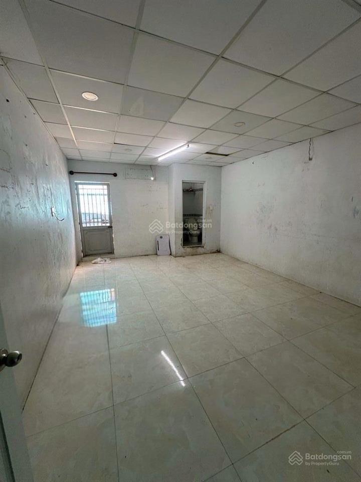 Bán nhà 2 tầng 1 sẹc đường 4m chợ tân hương 66m2 5.5 tỷ thương lượng chính chủ