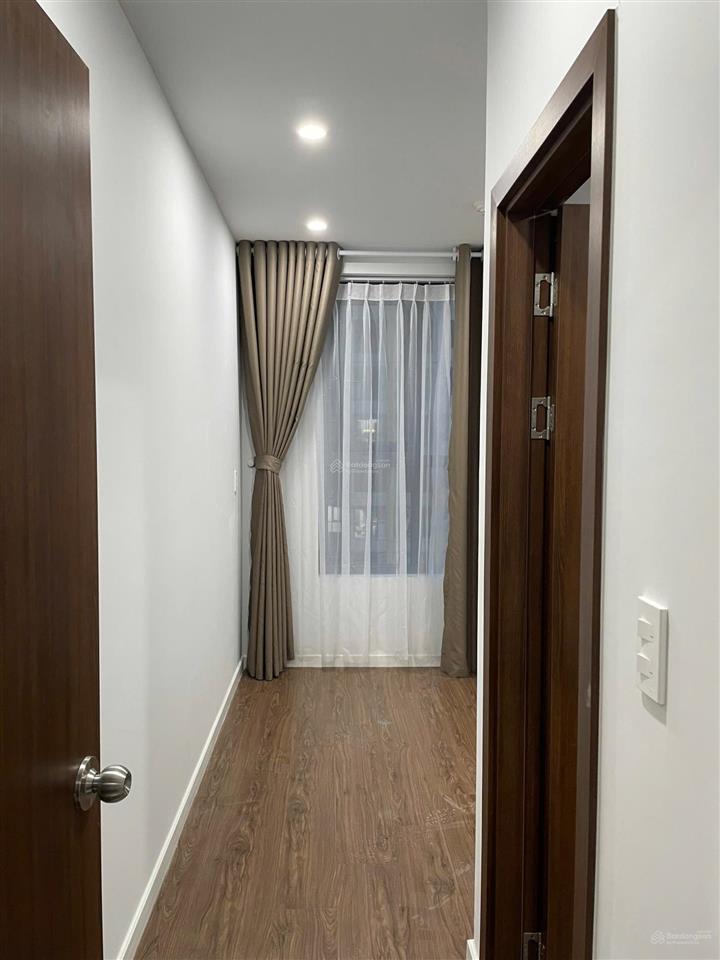 Bán căn hộ bcons city tháp saphire 2 phòng ngủ 2 wc tầng trung