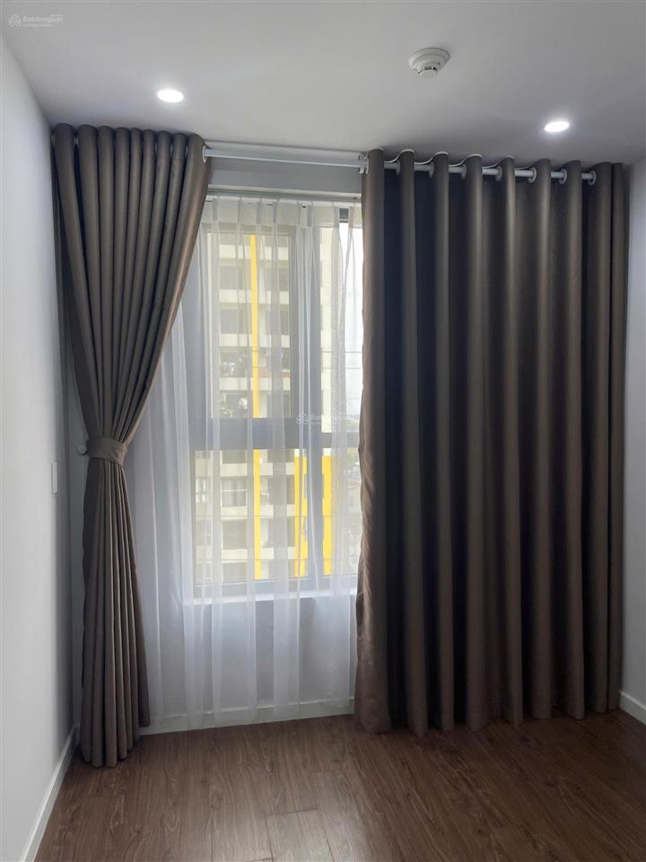 Bán căn hộ bcons city tháp saphire 2 phòng ngủ 2 wc tầng trung