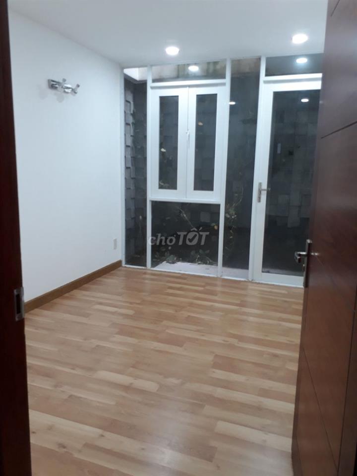 Chính chủ cần bán nhà số 99/18 Thống Nhất