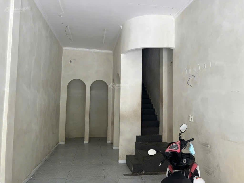 Nhà mt kinh doanh võ văn tần q3 dòng tiền 60tr/tháng 27 tỷ tl