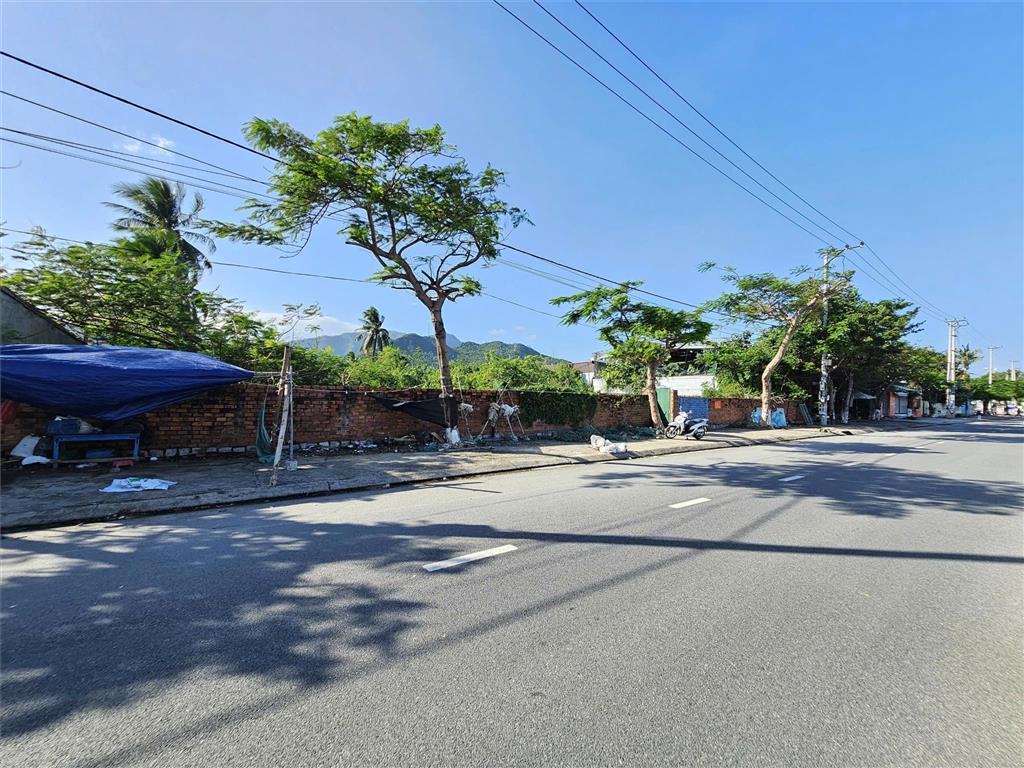 Chính chủ bán lô đất mặt tiền biển phạm văn đồng- vĩnh lương, bắc nha trang.