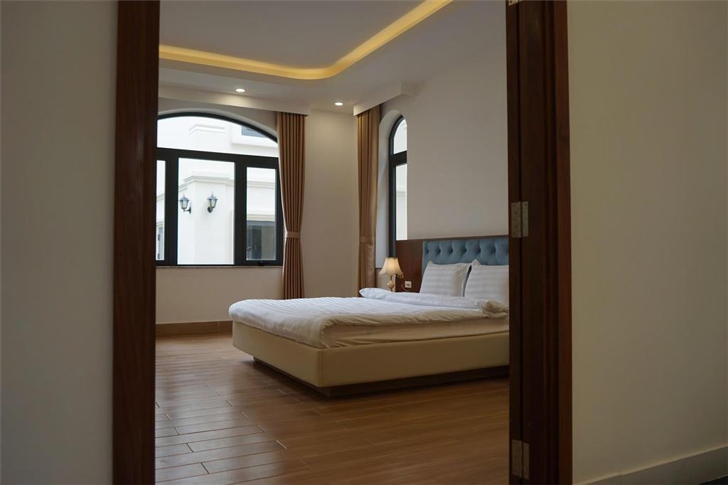 Sở Hữu 2 Căn Biệt Thự Nằm Trong Khu Villa KHU ROYAL Thiết Kế Hiện Đại, Sang Trọng - Đối