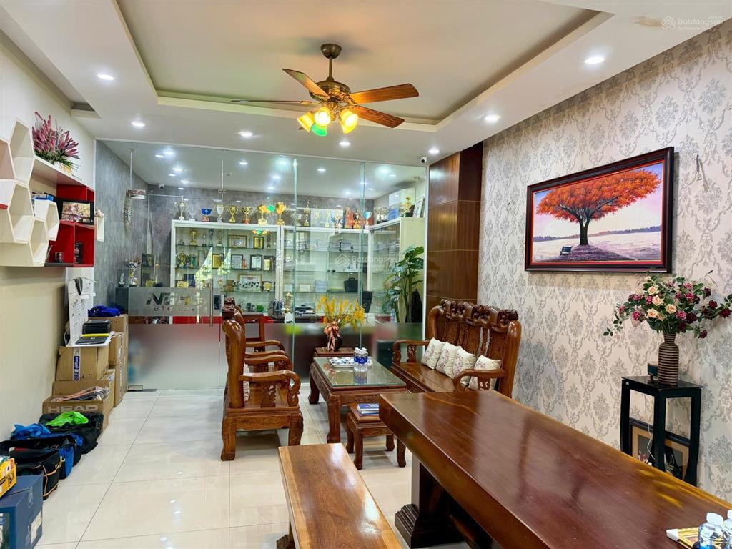 Bán nhà mặt tiền thống nhất mới khu đất vàng trung tâm vũng tàu 1 trệt 3 lầu-90,7m2